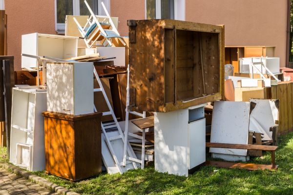 Junk Haul Away Service in Saint Charles