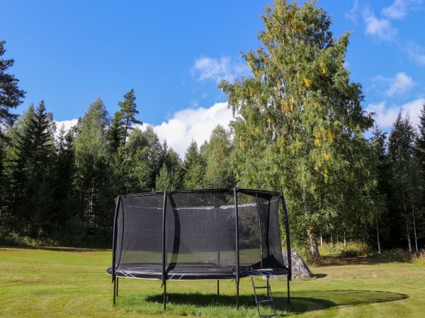 Trampoline Removal in Saint Charles