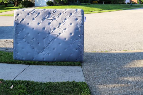 Mattress Removal Service in Saint Charles