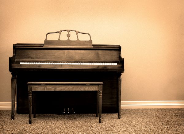 Piano Disposal Service in Saint Charles